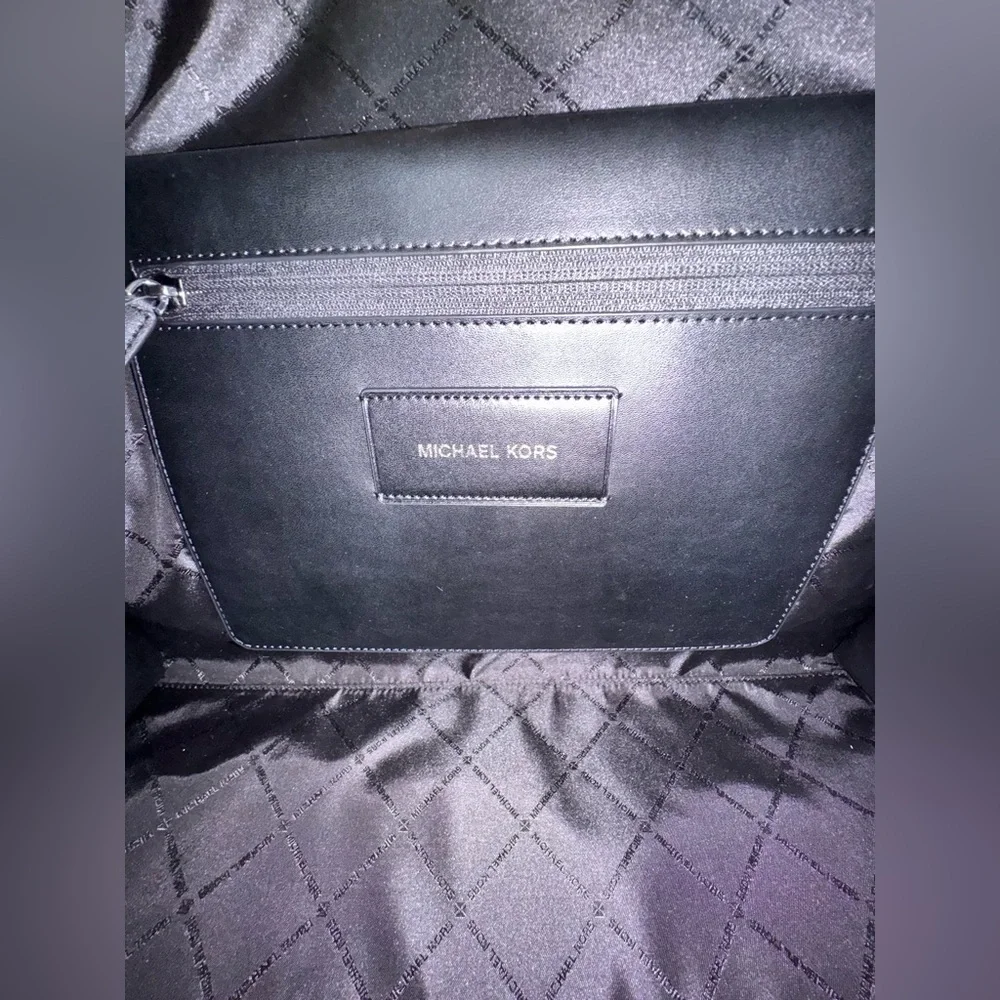 Michael Kors Cooper XL Commuter Structure d Tote Shoulder Bag Natural/Black